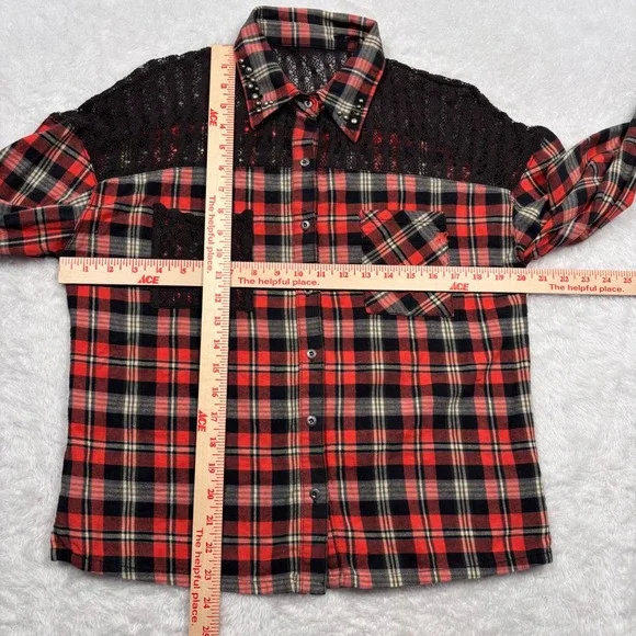 Miss Me Flannel Western Button Women S Plaid Studded Crochet Lace Cowgirl Rodeo - Picture 7 of 14